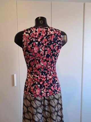 Blusa con estampado floral