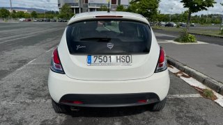 Lancia Ypsilon 2013