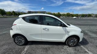 Lancia Ypsilon 2013