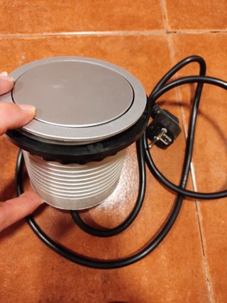 Enchufe Oculto Cocina/Escritorio Nuevo