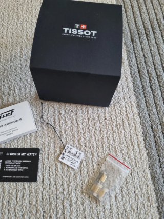Reloj Tissot Chrono XL Classic - Oro y Verde