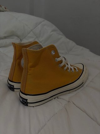 Converse Chuck Taylor Amarillas