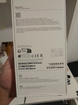 iPhone 17 Pro en Azul