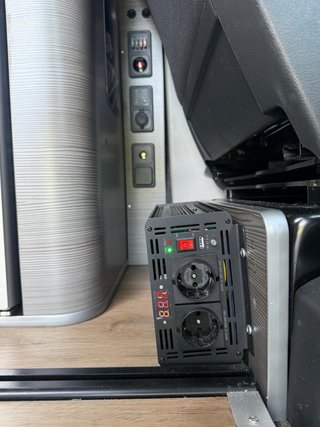 Volkswagen Transporter T6- 2.0 TDI (2016)