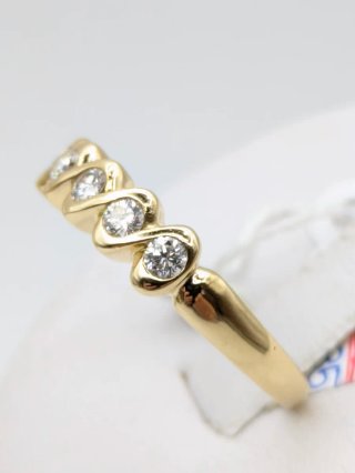Anillo Oro 18k con Diamantes