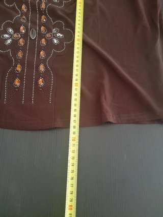 Blusa DMJ mujer marrón con pedrería