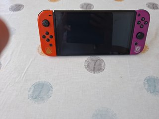 Nintendo Switch OLED Edizione Pokémon