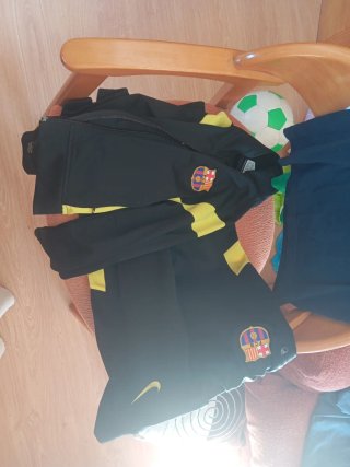 Chándal FC Barcelona Nike Talla 8 años