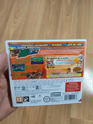 Inazuma Eleven GO Lumière 3DS precintado