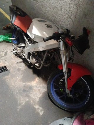 Derbi GPR 50 Roja y Blanca