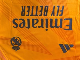 Camiseta Adidas Vini Jr. Nº 7 Naranja