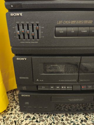 Equipo de música Sony LBT-D109 vintage
