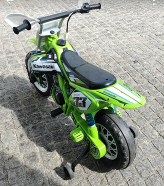 Moto Kawasaki Elétrica Criança Usada