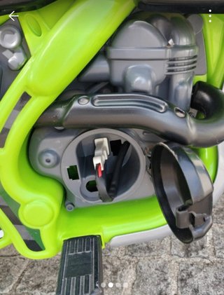Moto Kawasaki Elétrica Criança Usada