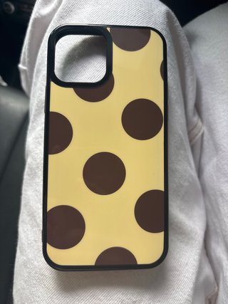 Funda iPhone 12 / 12 Pro Lunares Marrones