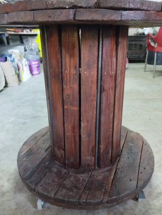 Mesa Bobina Madera con Ruedas