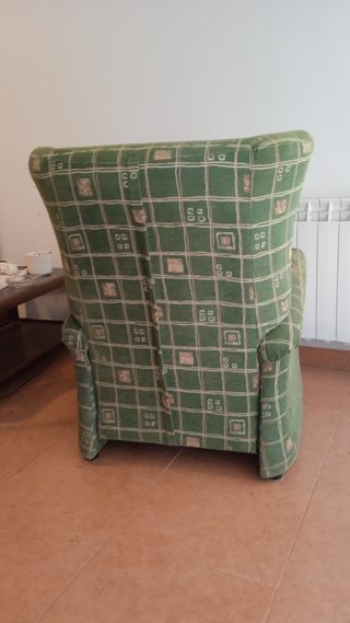 Sillón reclinable de tela verde