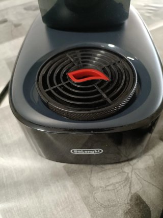 Cafetera Dolce Gusto Negra