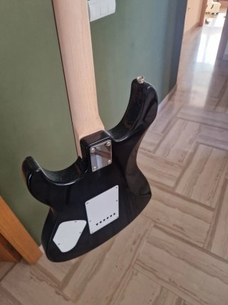 Guitarra Yamaha Pacifica 112V Negra