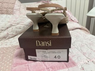 Sandalias DANSI Talla 40