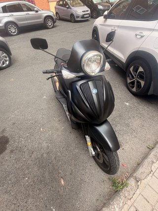 Piaggio Beverly 400cc Tourer 2008 Negra