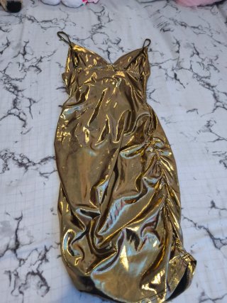 Vestido dorado elegante Talla xs, equivale a S