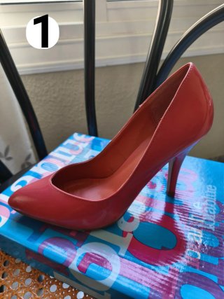 Zapatos de tacón varios colores y estilos