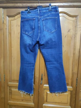 Jeans Zara Talla 44 Tobilleros Desgastados