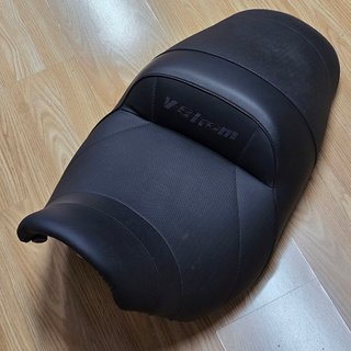 Asiento Lolo Pamanes Suzuki Strom 650
