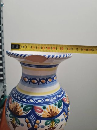Jarrón de cerámica estilo Talavera