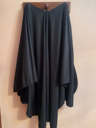 Capa larga terciopelo negro