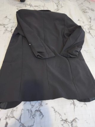 Chaqueta negra manga 3/4