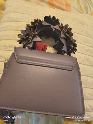 Bolso Zara Morado con Flores