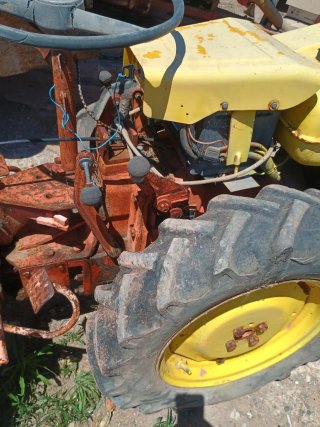 Pasquali 945 Tractor