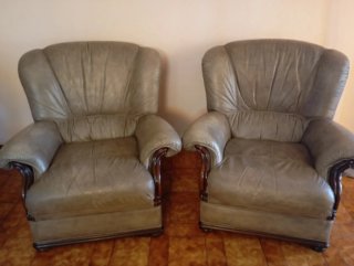 Set divano e poltrone in pelle