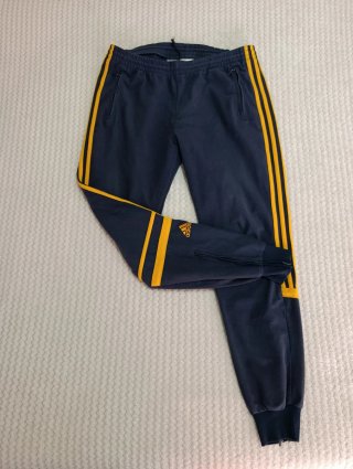 Pantalón Adidas Challenger Azul y Amarillo