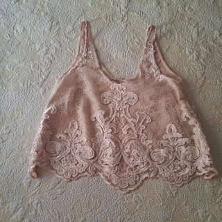 Top encaje Uterqüe rosa talla S