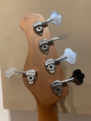 Sadowsky MJ5 Bajo Eléctrico