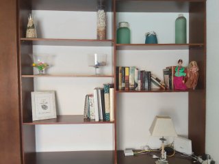Mueble de salón clásico, sofá y sillas