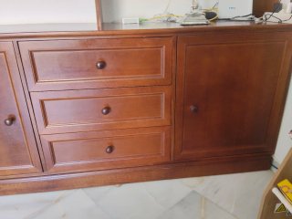 Mueble de salón clásico, sofá y sillas