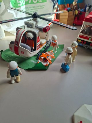 Playmobil médicos y vehículos de emergencia