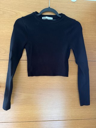 Zara Top Manga Larga Negro