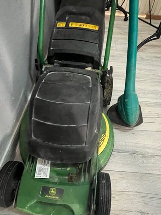 Cortacésped Eléctrico John Deere R40EL