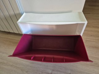 Zapatero Ikea Plástico granate y blanco