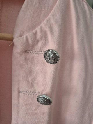 Chaqueta rosa estilo militar