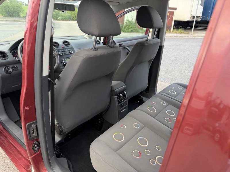Volkswagen Caddy Maxi 1.6 TDI Comfortline 2011, foto 17