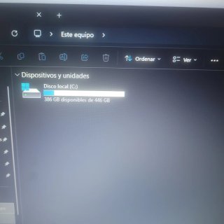 Portátil HP 15-DA100NS. PERFECTO ESTADO