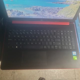 Portátil HP 15-DA100NS. PERFECTO ESTADO