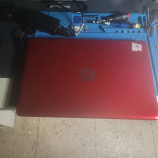 Portátil HP 15-DA100NS. PERFECTO ESTADO
