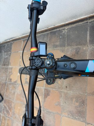 Bicicleta Eléctrica Montaña Focus Jam 2
